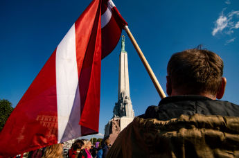 Митинг партии Айнарса Шлесерса "Латвия прежде всего" в Риге, 2 октября 2021