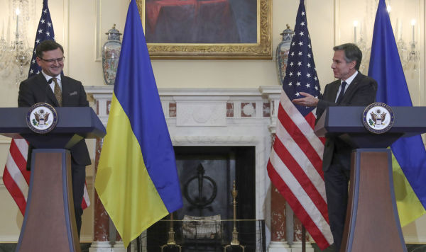 Глава МИД Украины Дмитрий Кулеба и госсекретарь США Энтони Блинкен на пресс-конференции в Вашингтоне, 11 ноября 2021 года