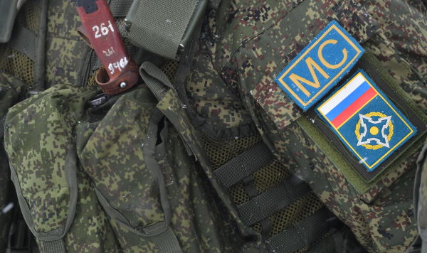 Фрагмент военной амуниции военнослужащего РФ контингента миротворческих сил ОДКБ