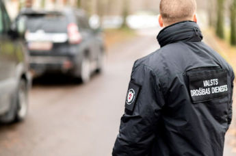 Сотрудник Службы госбезопасности Латвии