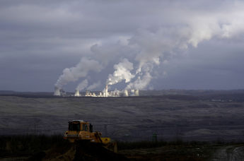 Электростанция, расположенная на угольной шахте "Туров" недалеко от города Богатыня, Польша