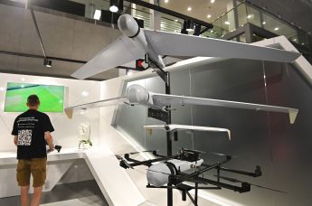 Беспилотные летательные аппараты, представленные на выставке в рамках Международного военно-технического форума "Армия-2022" в Конгрессно-выставочном центре "Патриот"
