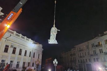 Демонтаж памятника Екатерине II в Одессе, 29 декабря 2022