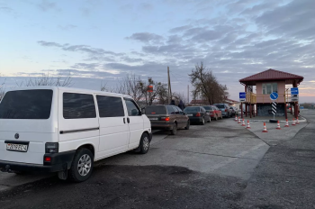 Пункт пропуска "Бобровники" на белорусско-польской границе