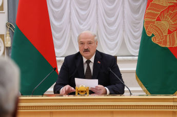 Президент Беларуси Александр Лукашенко на встрече с министрами иностранных дел государств - членов ОДКБ, 20 июня 2023