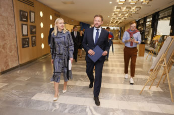 Министр иностранных дел Финляндии Элина Валтонен на встече с министром иностранных дел Эстонии Маргусом Цахкна, в Таллин, 23 июня 2023