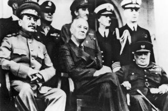 Тегеранская конференция лидеров трёх стран: Ф. Д. Рузвельта (США), У. Черчилля (Великобритания) и И. В. Сталина (СССР), состоялась в Тегеране с 28 ноября — 1 декабря 1943 года.