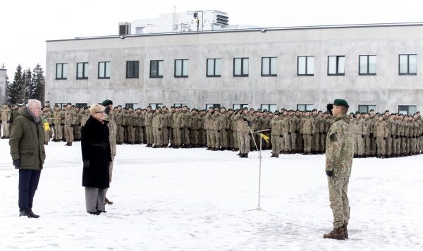 Официальное открытие нового военного городка в Рокантишкес, Литва