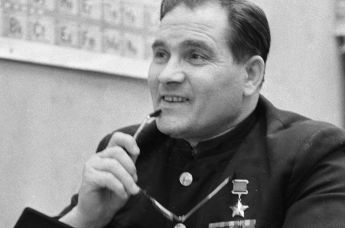 Герой Советского Союза летчик Михаил Девятаев.