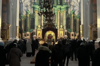 Божественная литургия в соборном храме Свято-Духова монастыря в Вильнюсе, Литва