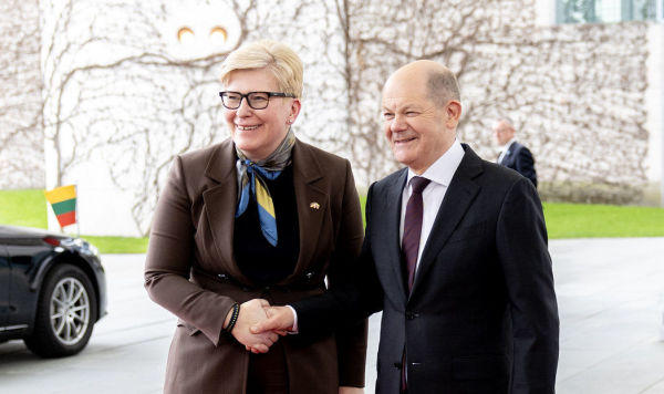 Премьер-министр Литвы Ингрида Шимоните на встрече с канцлером Германии Олафом Шольцем в Берлине, Германия, 14 марта 2024