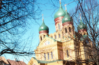 Кафедеральный православный собор Александра Невского в Таллине. Воздвигнут в 1900 году.