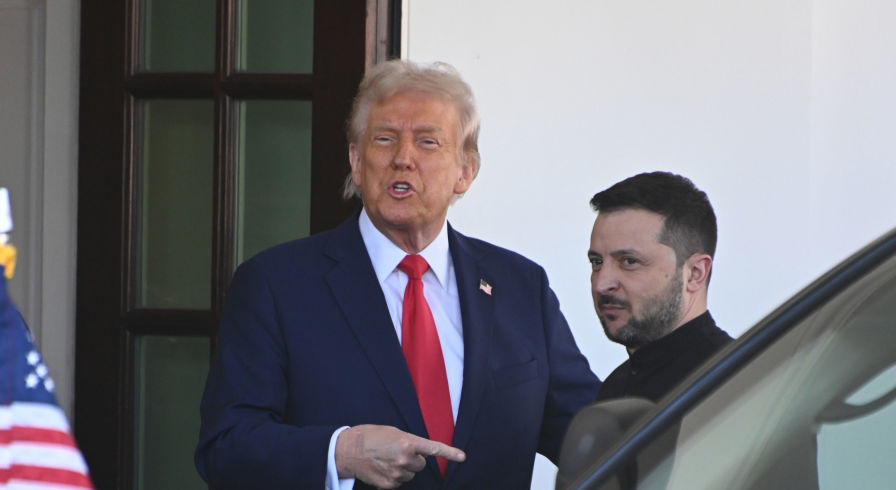 Дональд Трамп и Владимир Зеленский в Вашингтоне