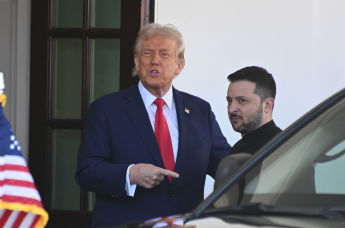 Дональд Трамп и Владимир Зеленский в Вашингтоне