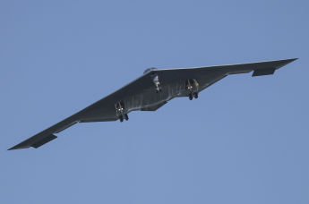 Стратегический бомбардировщик ВВС США B-2