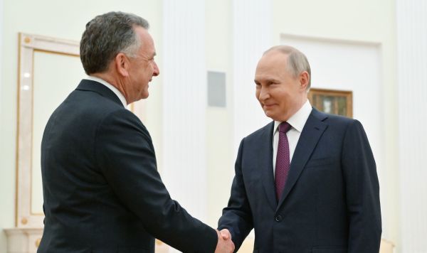 Президент Владимир Путин встретился со спецпосланником президента США Стивеном Уиткоффом