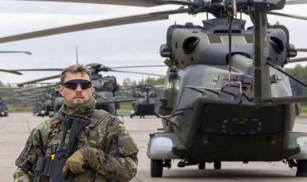 Немецкий военный на учениях НАТО в Литве