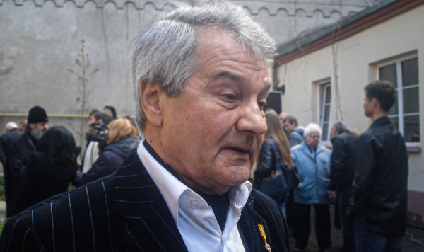 Юрий Кобрин