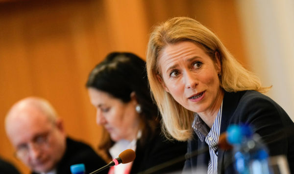 Верховный представитель Европейского Союза по иностранным делам и политике безопасности Кая Каллас принимает участие во встрече с министром иностранных дел Украины Андреем Сибигой (на фото отсутствует) в Министерстве иностранных дел в понедельник, 13 октября 2025 года, в Киеве, Украина.