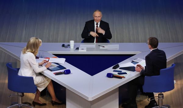 "Итоги года" с Владимиром Путиным