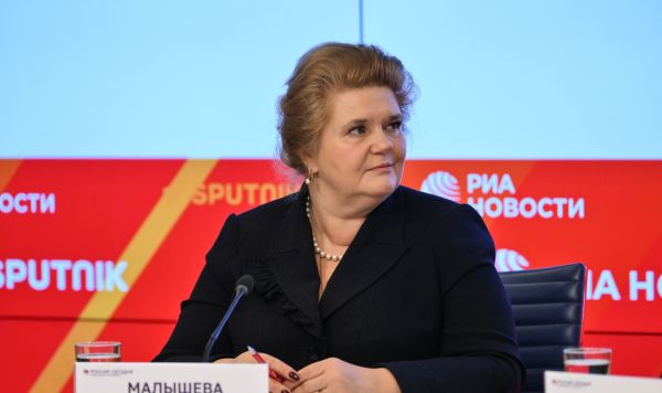 Руководитель Национального центра исторической памяти при президенте России Елена Малышева участвует в мультимедийном проекте всероссийской акции "Ура Победе!" Руководитель Национального центра исторической памяти при президенте России Елена Малышева участвует в мультимедийном проекте всероссийской акции "Ура Победе!"