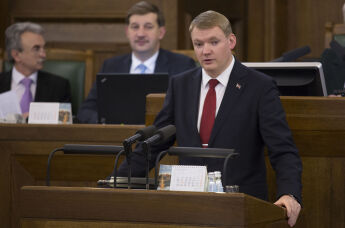 Эдвардс Смилтенс