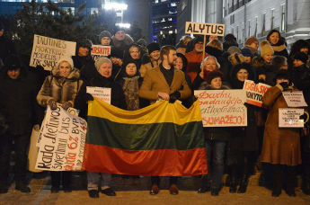 Митинг работников образования в Вильнюсе 