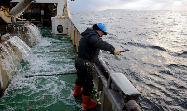 Рыбный промысел в районе острова Кунашир