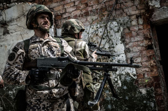 Латвийские военные во время учений НАТО