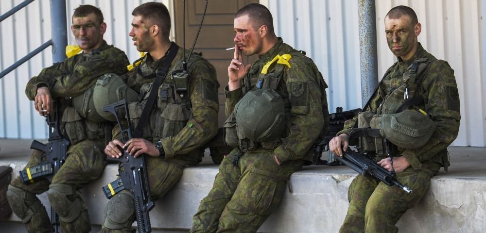 Силы обороны Эстонии совместно с союзниками НАТО во время военных учений "Весенний шторм".