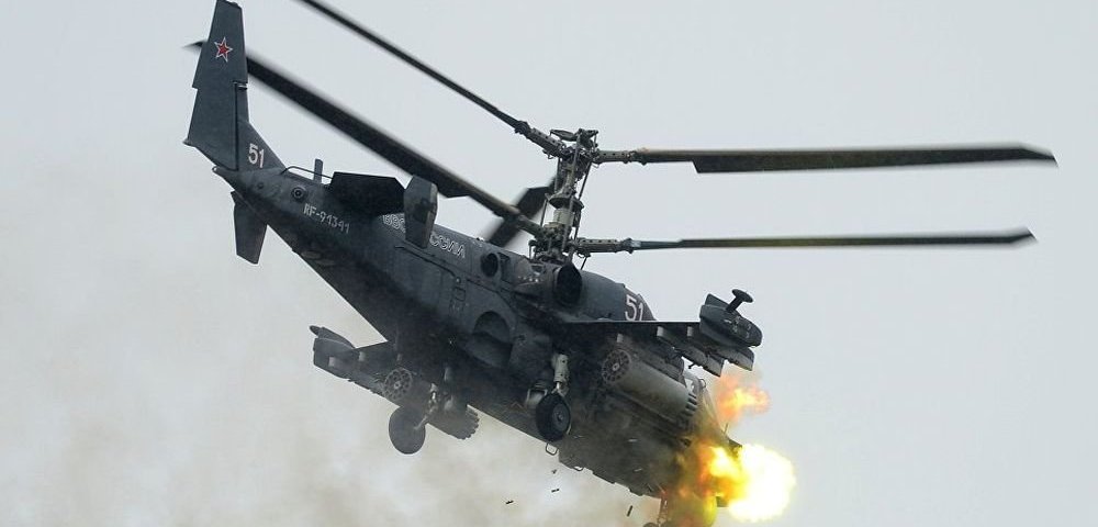 Боевой вертолет Ка-52 "Аллигатор" во время всероссийского этапа международного конкурса "Авиадартс-2016".