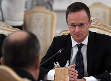 Встреча глав МИД РФ и Венгрии С. Лаврова и П. Сиярто
