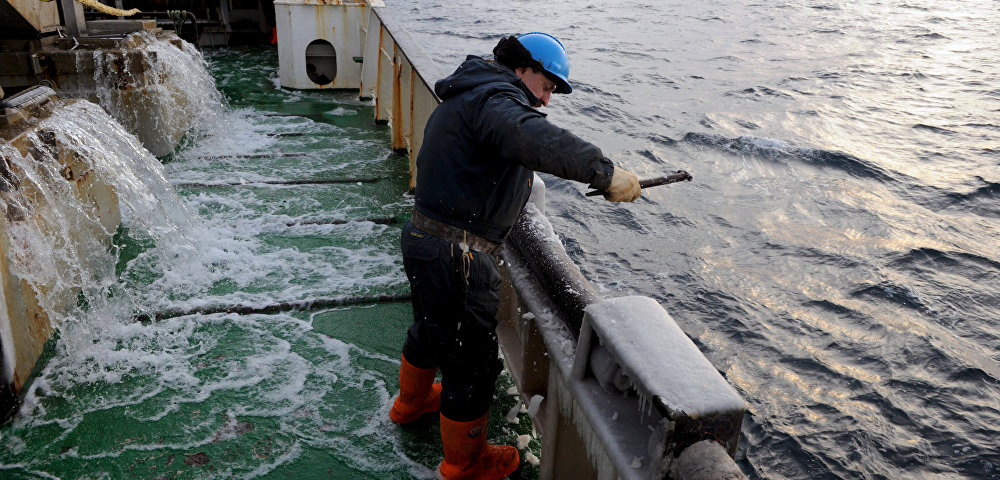 Рыбный промысел на сейнере-траулере